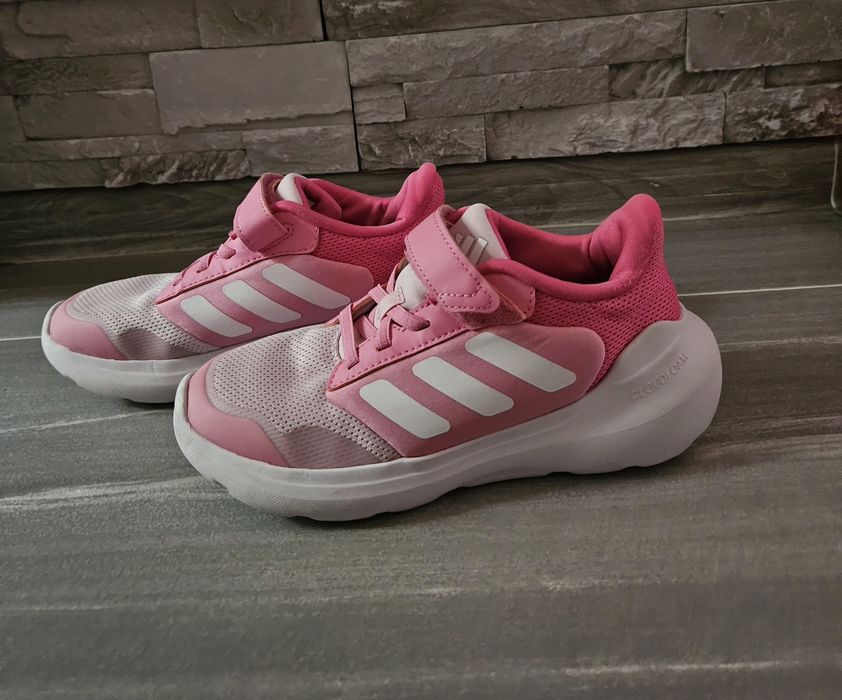 Маратонки за момиче н.34