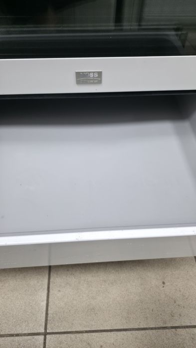 Печка с керамичени котлони Voss-Electrolux 74L