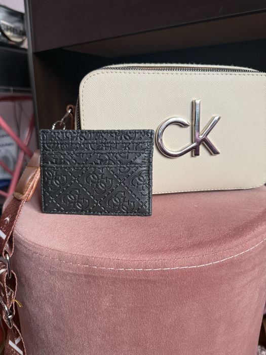 Calvin Klein – чантичка + картодържател ПОДАРЪК