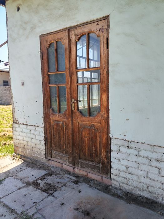 Двери деревянные. Тахта ешиклар