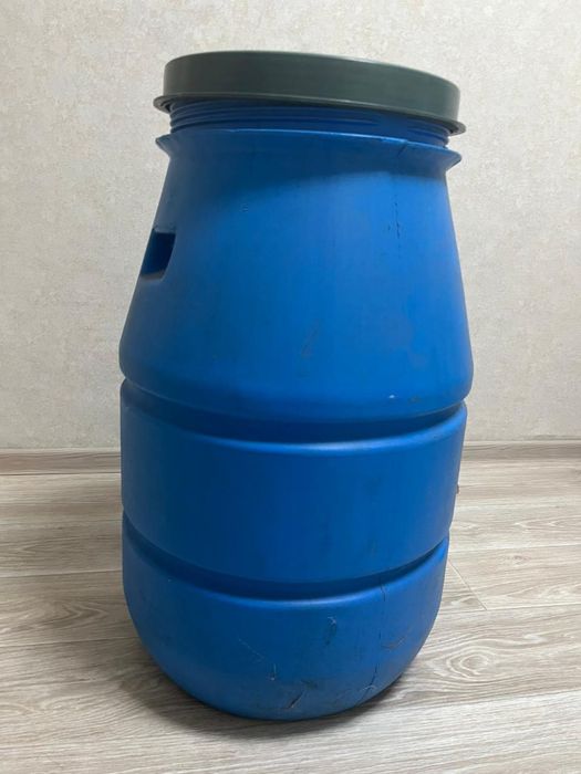 Продам бочок большой