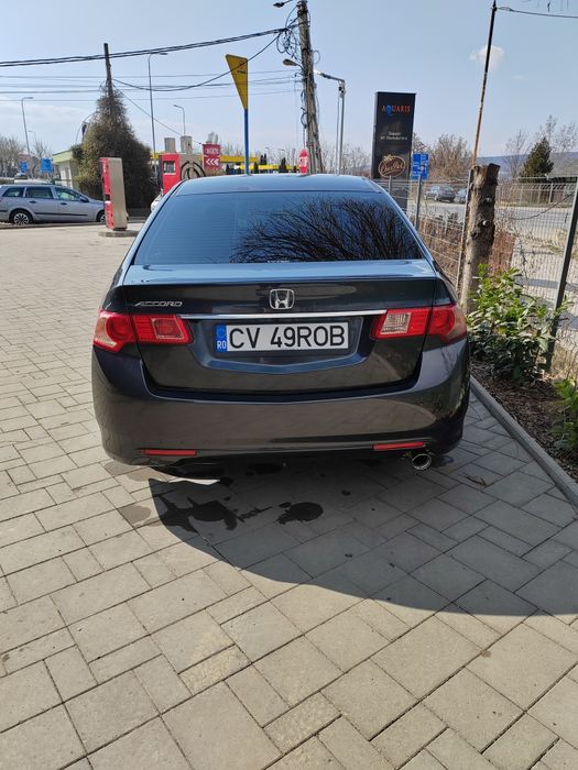 Honda Accord 2.0 V-tec