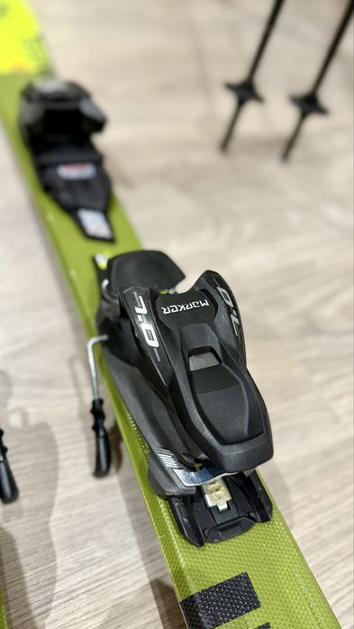 Детски и ски и ски обувки 19,5