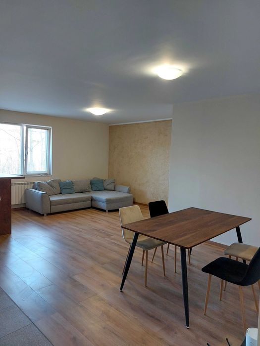 Дава се под наем Двустаен апартамент в София, Витоша - 75 кв.м за 647.19 € - Снимка #1