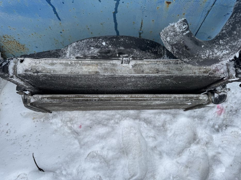 Радиатор mercedes sprinter om612