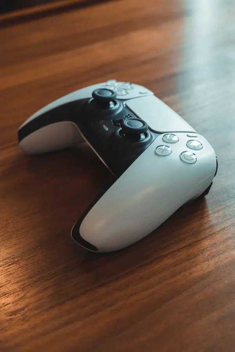 Продам игровой джойстик PS5