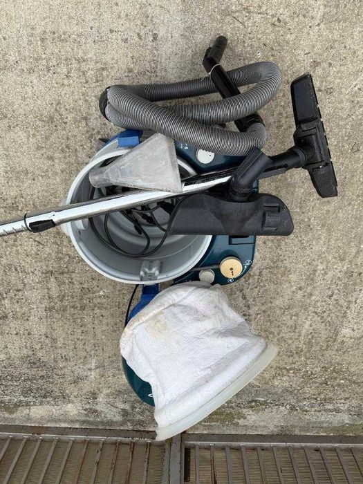 Vand aspirator cu functie de spalare , Conti Hydro DIO - Italia