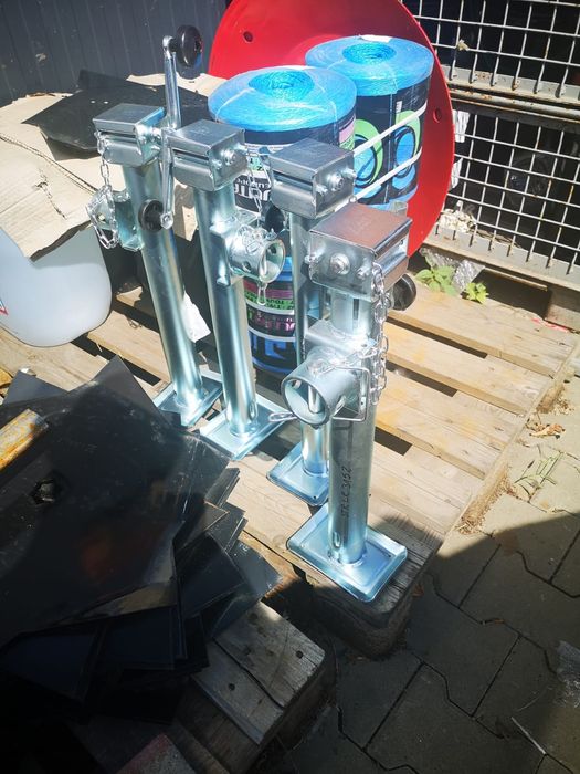 Picior sprijin remorca 3.5 tone preț 550 lei import Italia