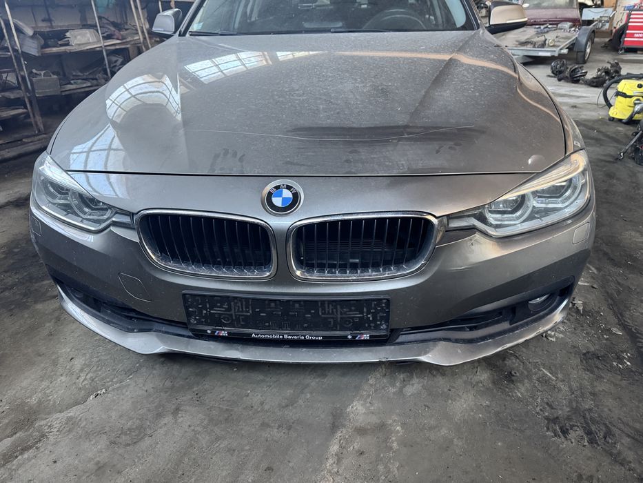 Fata completa BMW Seria 3 F30 Facelift 2017 pachet Luxury, Faruri LED