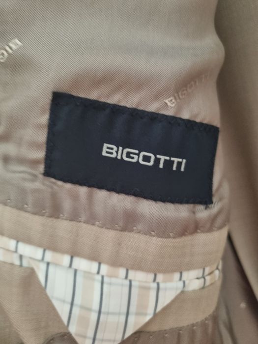 Costum Bigotti la 3 nasturi - mar 52