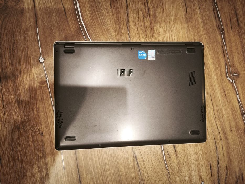 Pc laptop Asus Vivobook computer лаптоп компютър
