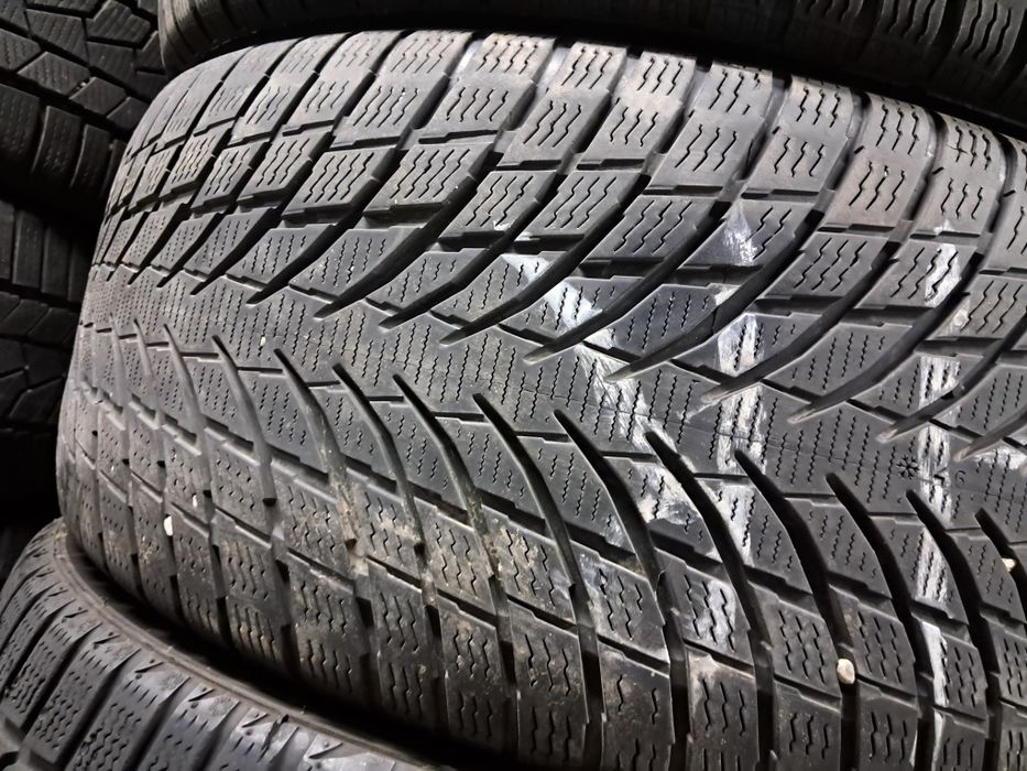 Anvelope second iarna 255 45 R18 Nokian 6mm 2022