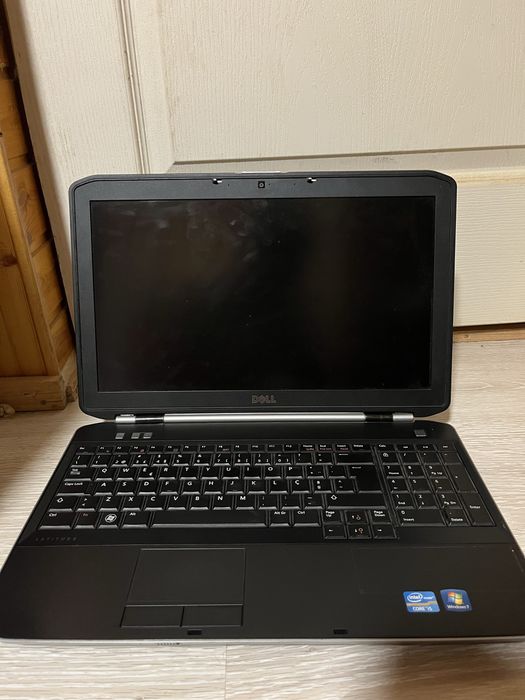 Laptop Dell Latitude E5520