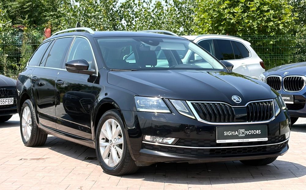 Skoda Octavia 1.6 TDI DSG / GARANTIE 2 ANI / Distronic / Camera / LED / Bord Digital