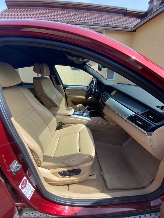 BMW X6 4.0D. Xdrive 306CP Are Bataie la Motor