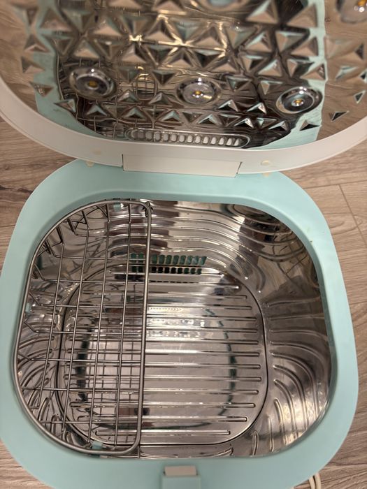 Sterilizator  UV cu uscare biberoane