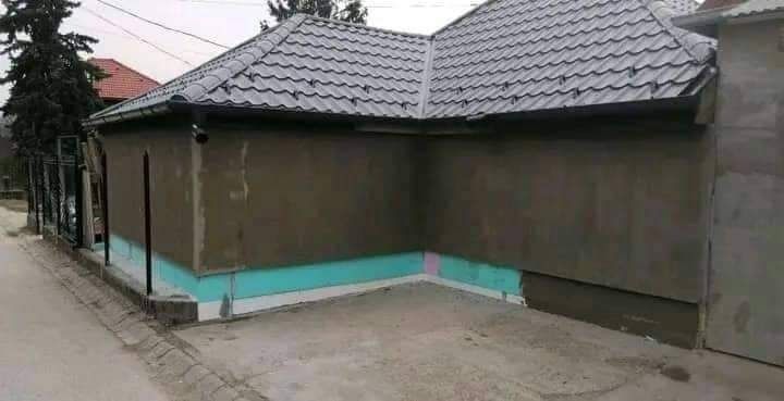 Executam acoperise și reparații