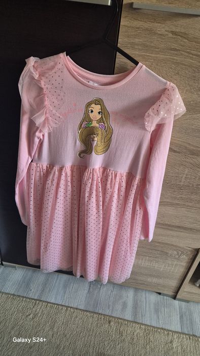 Rochite cu maneca lunga  intre 9/10 ani