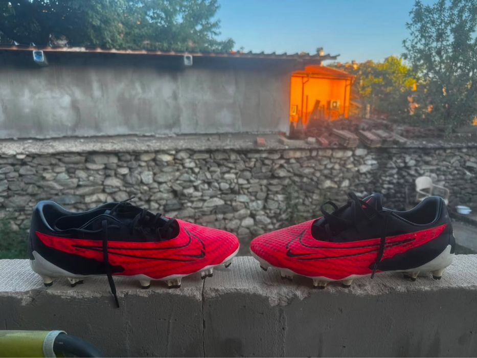 Бутонки Nike Phantom