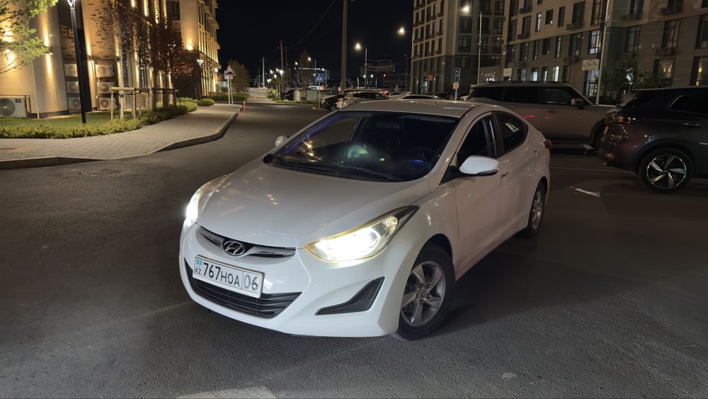 Hyundai Elantra