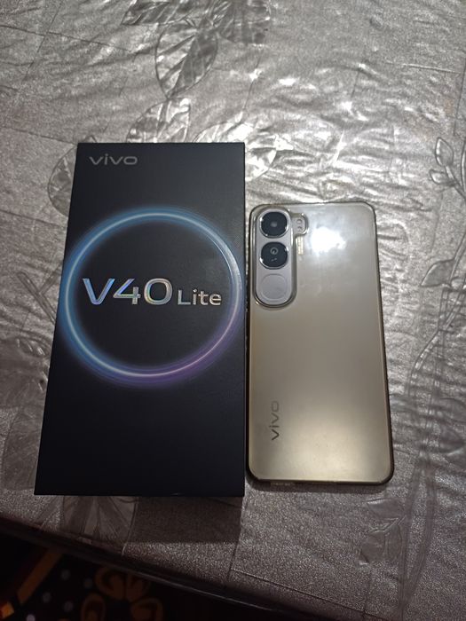 Телефон VIVO 40Lite