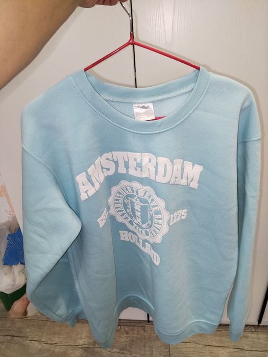 Продам кофту 1500