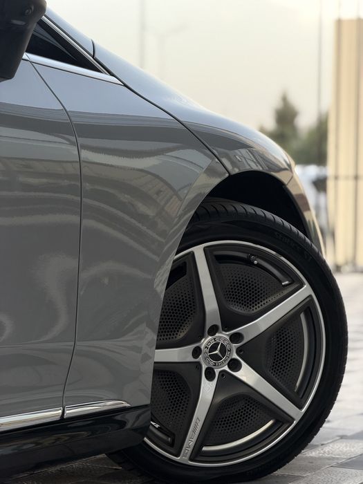 Mercedes Benz EQE 350