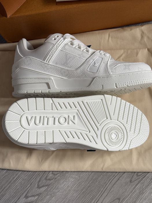 Louis Vuitton Trainer Alb marimea 42 Nou