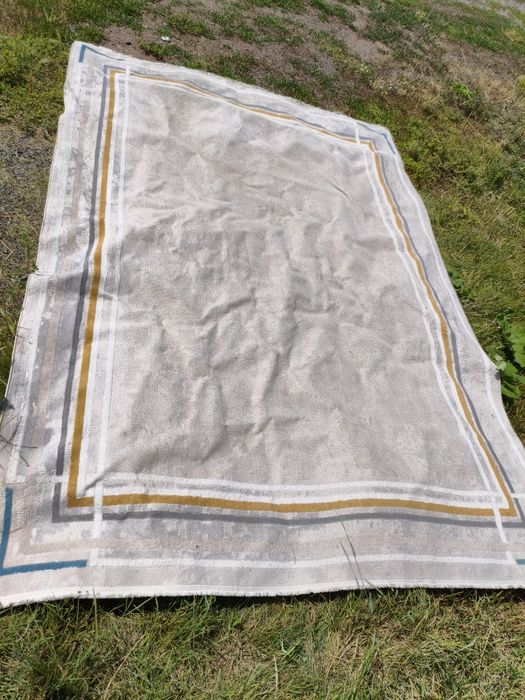 Продам ковёр 350×240