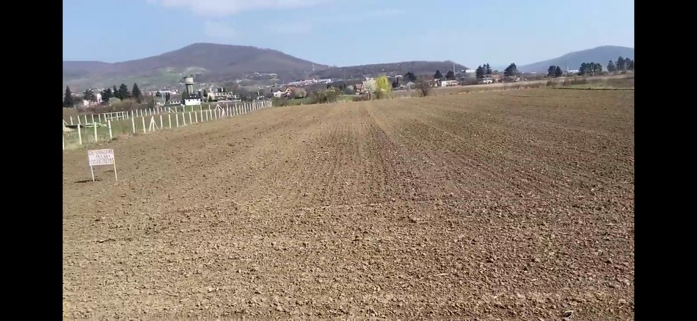 Vand Teren Intravilan Saratel BN