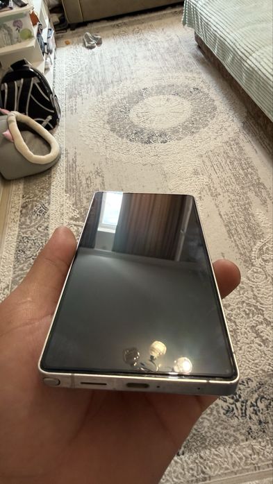 Продам Samsung S25 ultra