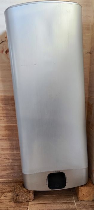 Бойлер ARISTON VLS EVO Plus 100 EU
