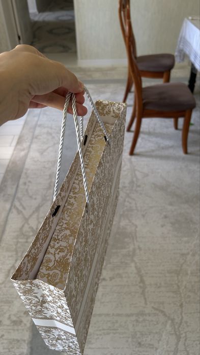 Продам палантин DIOR