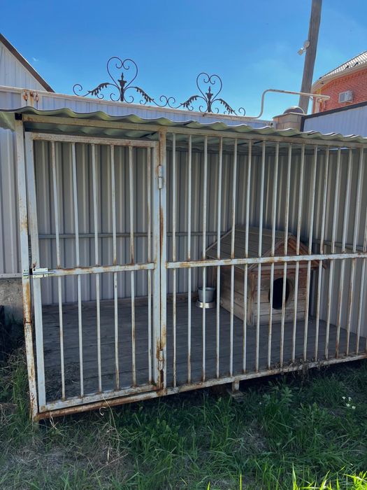 Продам вольер с будкой