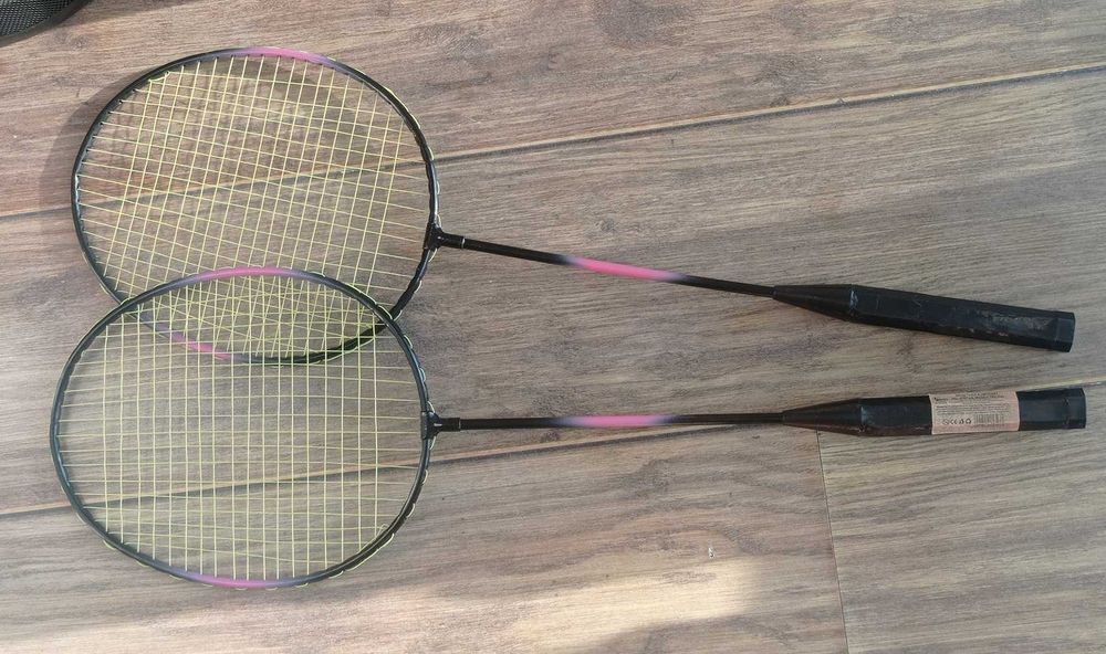 3бр Чисто Нов Качествен Федербал Бадминтон и Чисто Нови Перца