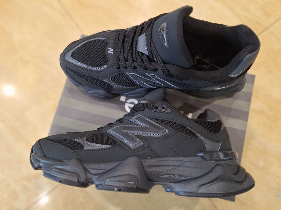 New Balance 9060 Mono Black