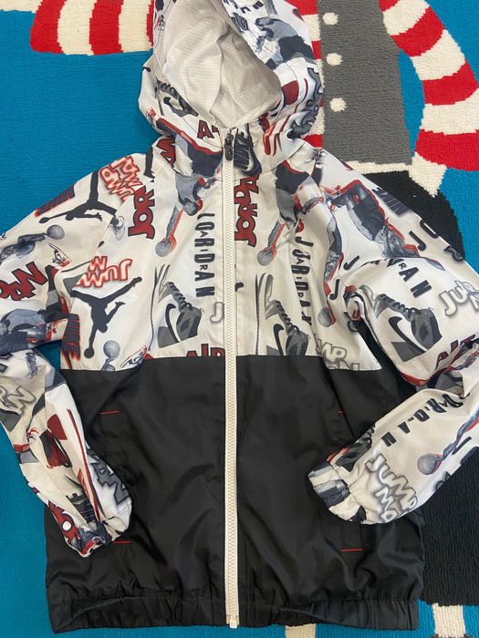 Детско яке Jordan 132-147 M размер