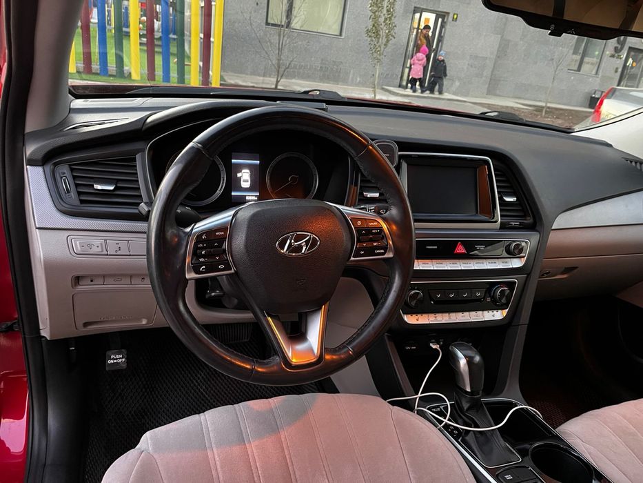 продам авто хёндай соната