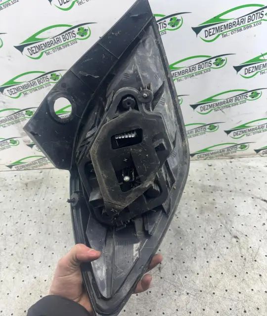 Lampa / Tripla stop dreapta pe aripa Opel Astra 2005
