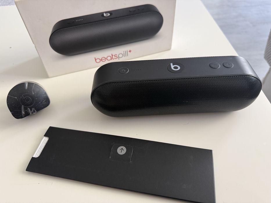 Beats  pill  +