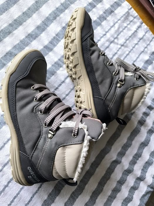 Дамски непромокаеми туристически обувки