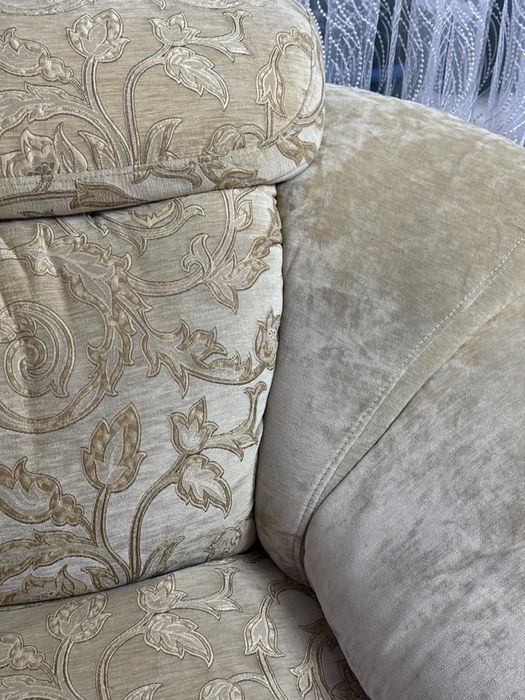 Отдам 2 дивана и 2 кресла