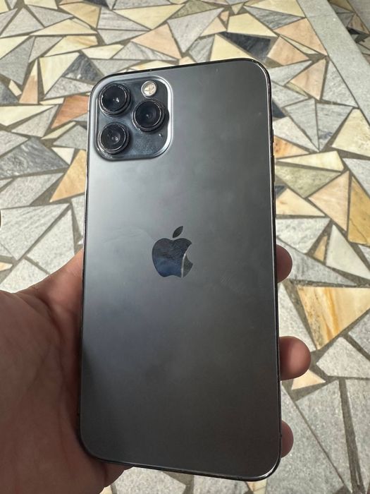Srochno sotiladi Iphone 12promax 128gb 77yomkost  xolati yaxshi