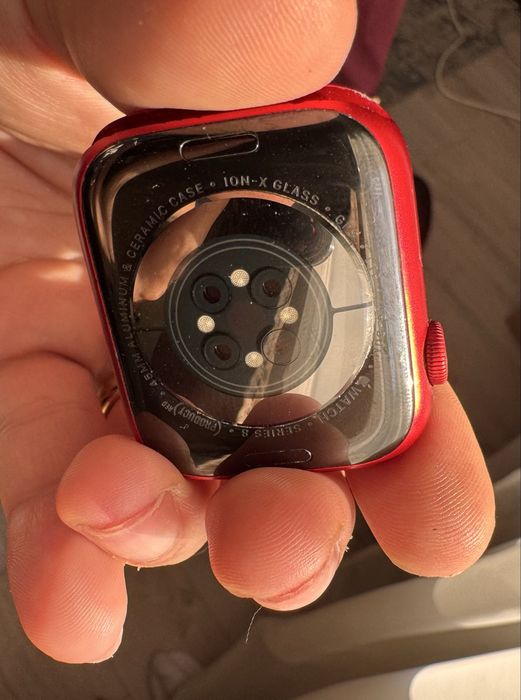 Apple Watch Series 8 GPS+Cellular Product RED