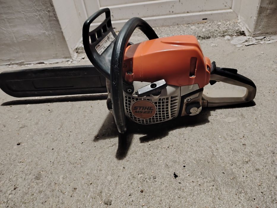 Предлагам услуга за рязане дърва на трупчета за печка