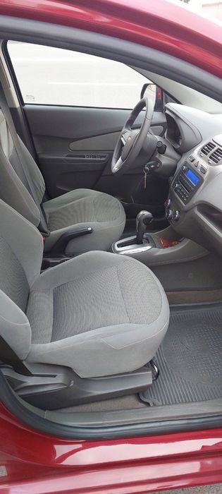 Автомобиль Cobalt