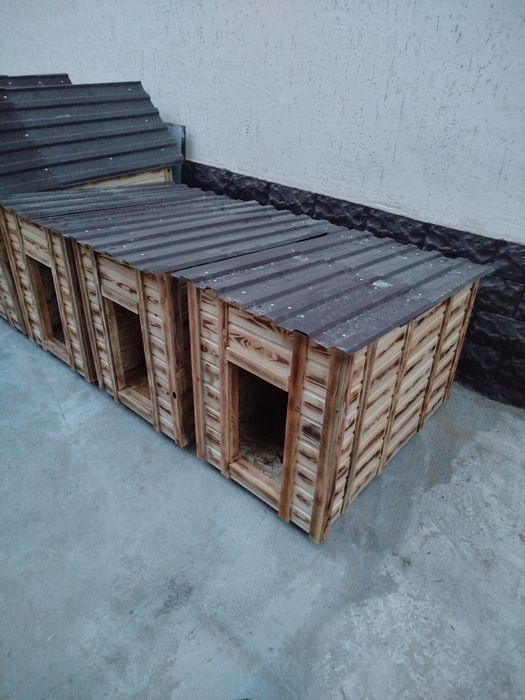 Будка для средней собаки