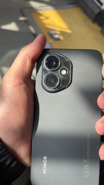 Honor 400 256 гб 105к срочно