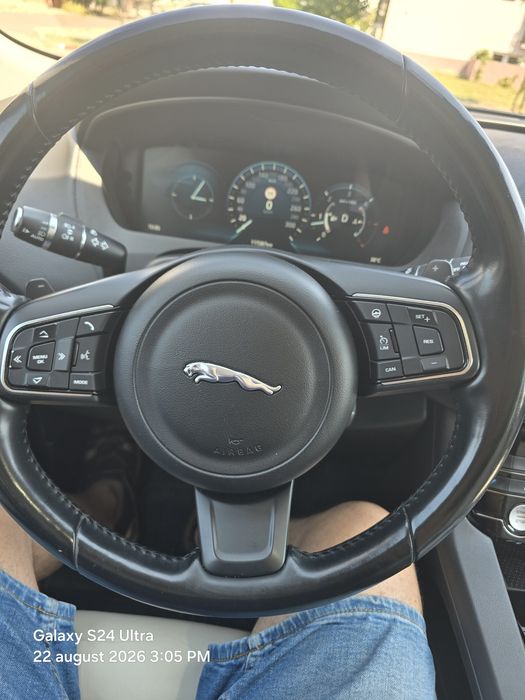 Jaguar F Pace 3.0