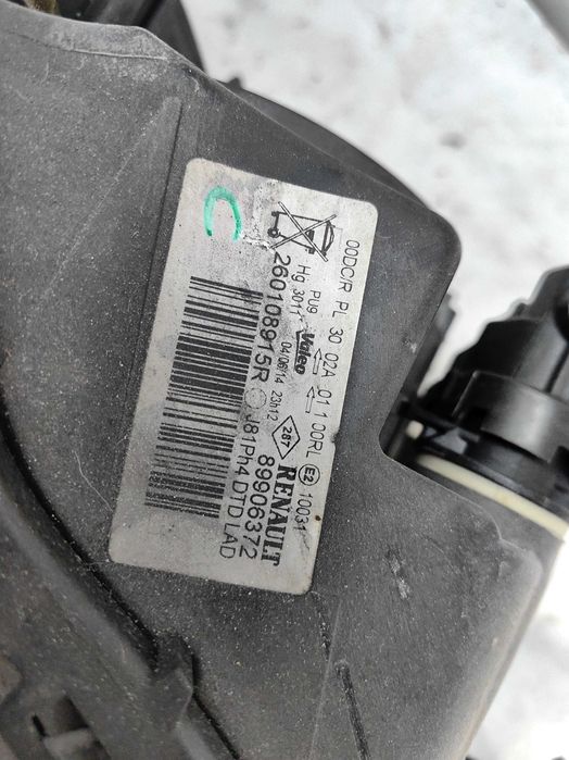 Оригинален фар Рено Еспейс  Renault Espace Led Xenon